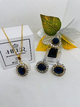 Extravagant 22-K Gold Plated Premium Locket Set - Heer Jewellery