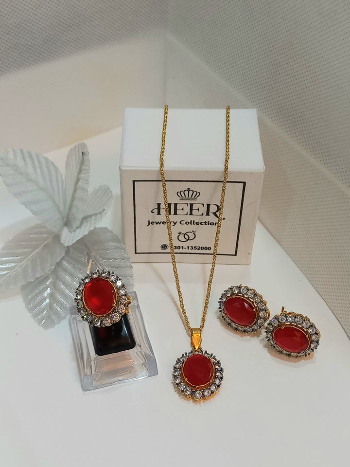 Extravagant 22-K Gold Plated Premium Locket Set - Heer Jewellery