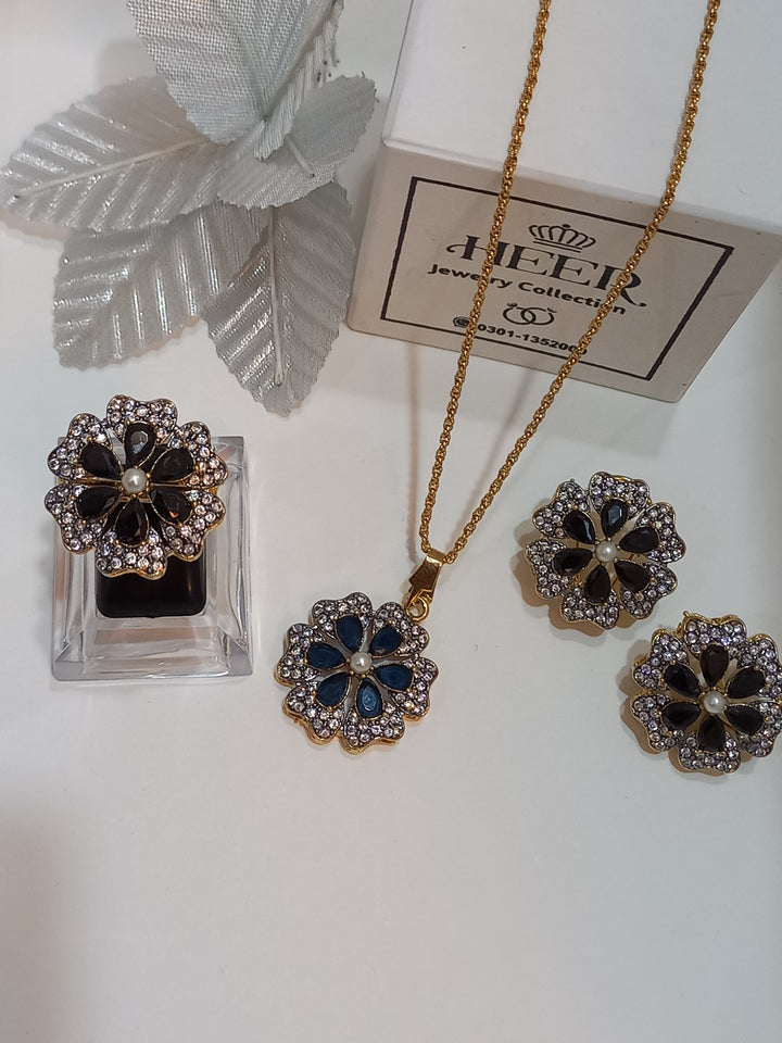 Dimand Cut Zircon Locket Set, 22-K Gold Plated - Heer Jewellery
