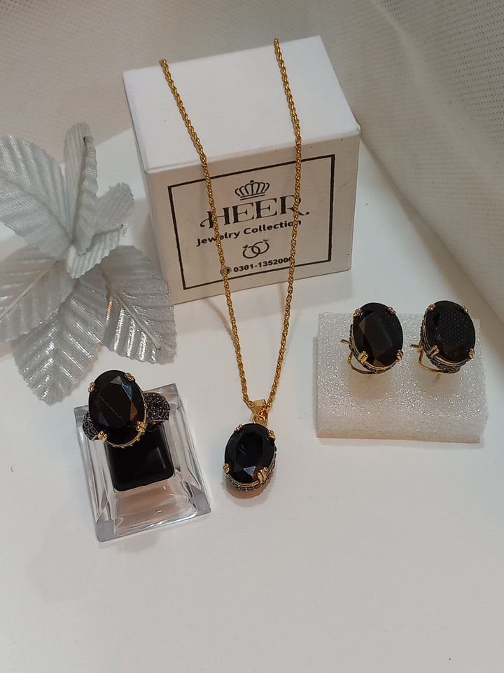 Dimand Cut Zircon Locket Set, 22-K Gold Plated (GJM-25-19) - Heer Jewellery