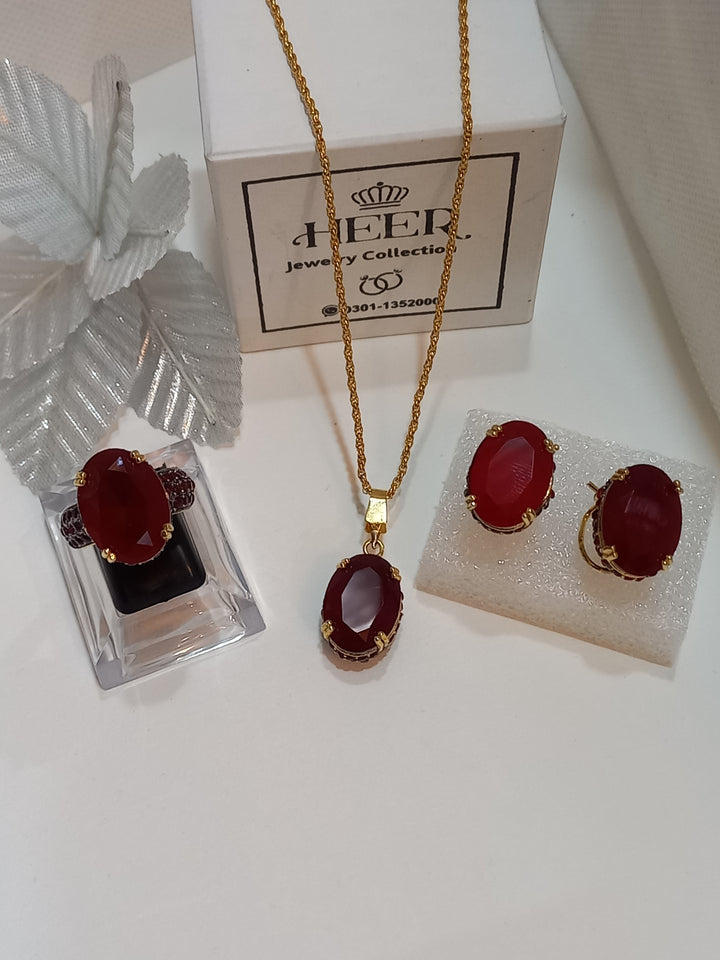 Dimand Cut Zircon Locket Set, 22-K Gold Plated (GJM-25-19) - Heer Jewellery