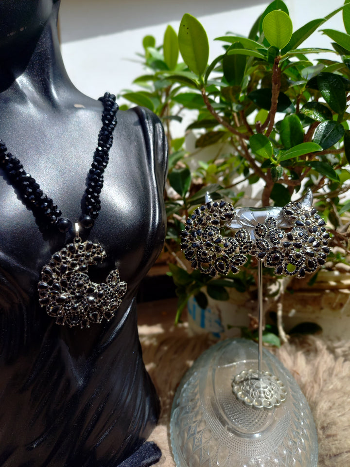 Heer Omega Long Broach Mala Set (Mala-25-35) - Heer Jewellery